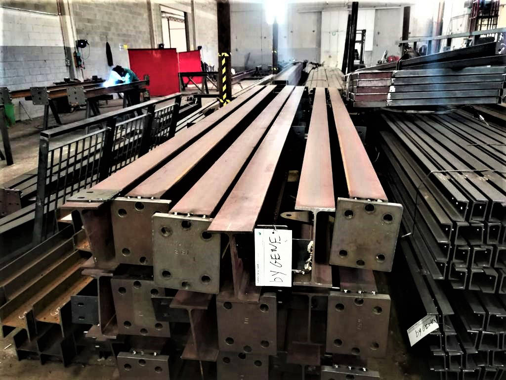 CARPENTERIA METALLICA E LEGNO IMPIANTI ZOOTECNICI AVICOLI TAGLIO AL PLASMA AD ALTA DEFIZIONE  TRASPORTO PER CONTO TERZI LAVORI PERSONALIZZATI SMALTIMENTO ETERNIT